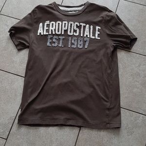 Brown aeropostale t shirt